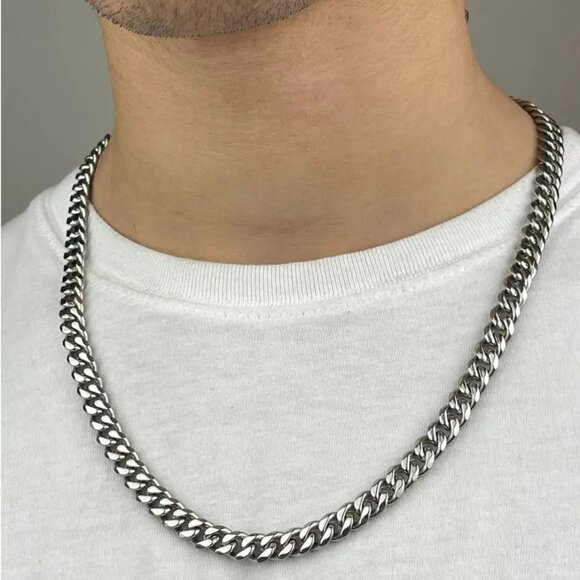 High Polished Cuban Link Chain Necklace 8mm 24in - Picture 1 of 4